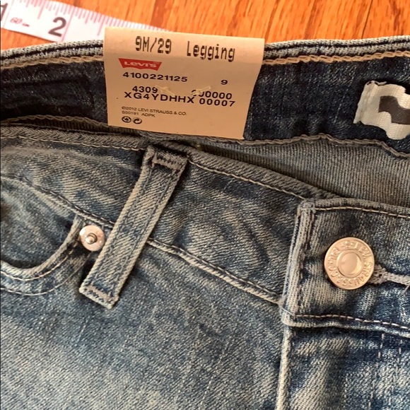 New Levi’s 535Medium Wash  Skinny Leggings - Picture 10 of 12